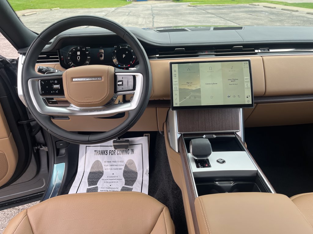 Certified 2026 Land Rover Range Rover SE AWD/4WD image 12