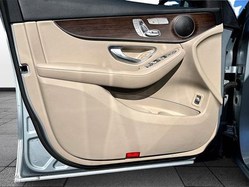 Certified 2022 Mercedes-Benz GLC 300 4MATIC image 21