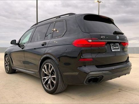 Used 2021 BMW X7 M50i image 6