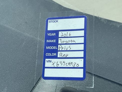 Used 2016 Toyota Prius Two image 11