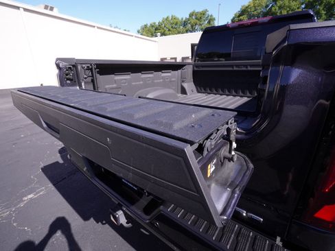 Used 2024 GMC Sierra 3500 Denali Ultimate AWD/4WD image 30
