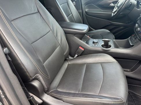 Used 2019 GMC Terrain SLT w/ Preferred Package FWD image 16
