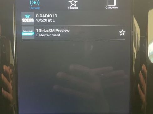 Used 2023 Volvo XC60 T8 Plus image 19