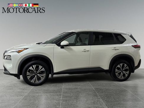 Used 2023 Nissan Rogue SV AWD/4WD image 6