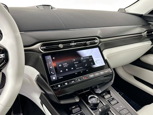 New 2026 Aston Martin Vanquish RWD image 12
