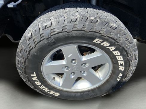 Used 2014 Jeep Wrangler Sport w/ Quick Order Package 23S AWD/4WD image 32