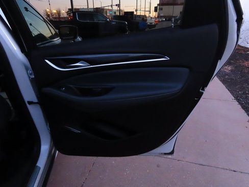 Used 2022 Buick Enclave Essence w/ Experience Buick Package image 12
