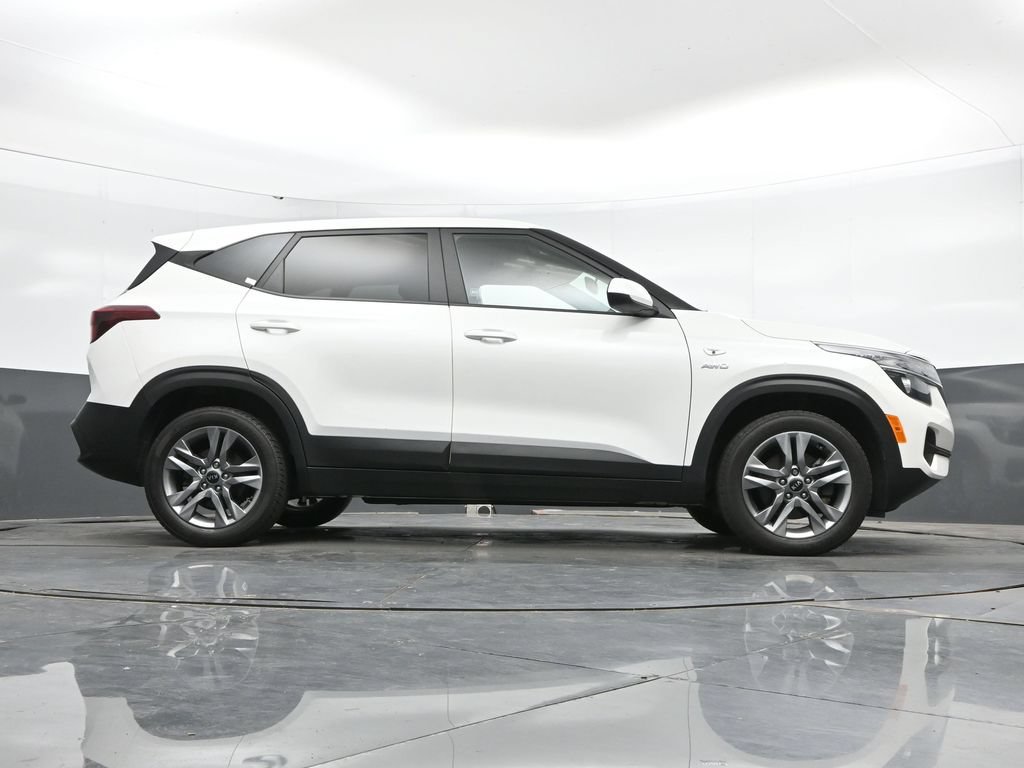 Used 2021 Kia Seltos LX AWD/4WD image 43