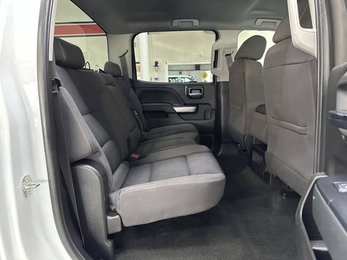 Used 2018 Chevrolet Silverado 3500 LT AWD/4WD image 15