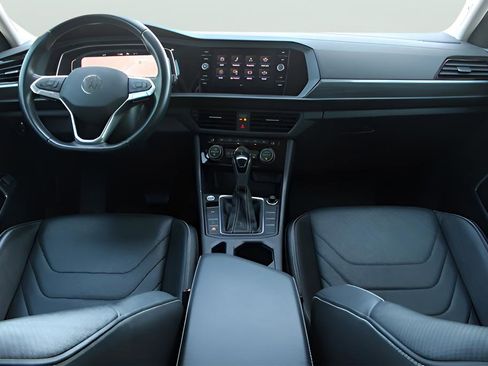 Used 2023 Volkswagen Jetta SEL image 16