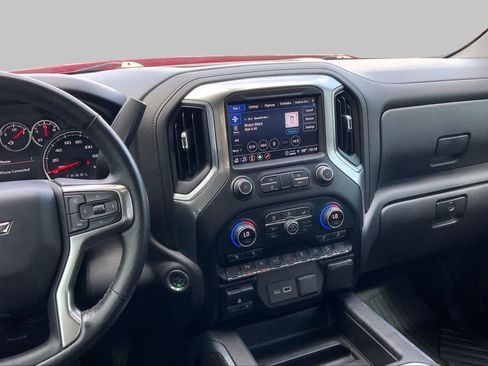 Used 2021 Chevrolet Silverado 1500 LT Trail Boss w/ Convenience Package II AWD/4WD image 13