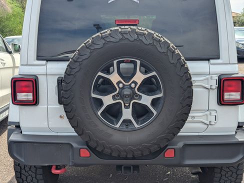 Used 2018 Jeep Wrangler Unlimited Rubicon image 11