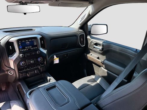 Used 2021 Chevrolet Silverado 1500 LT Trail Boss w/ Convenience Package II AWD/4WD image 23