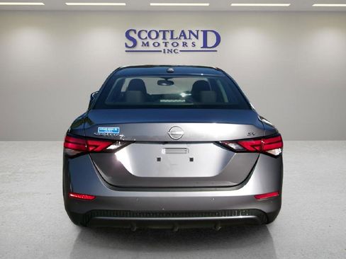Used 2024 Nissan Sentra SV FWD image 7