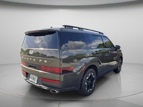 Used 2024 Hyundai Santa Fe SEL FWD image 5