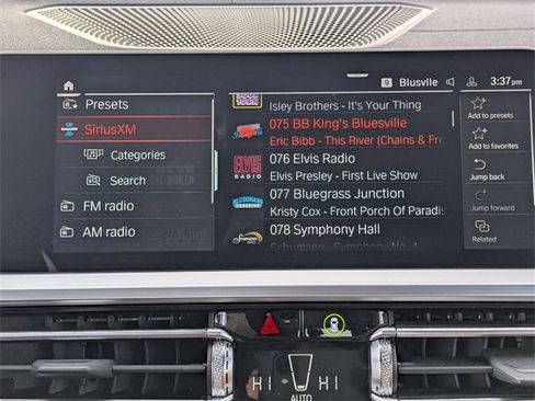 Used 2023 BMW 440i xDrive Convertible w/ Premium Package image 23