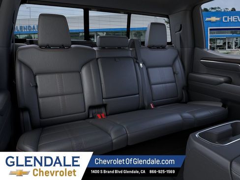 New 2026 Chevrolet Silverado 1500 High Country w/ Technology Package AWD/4WD image 17