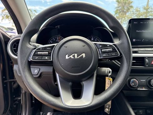 Used 2024 Kia Forte LXS FWD image 25