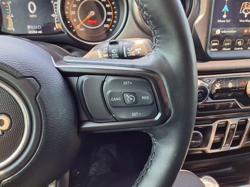 Used 2023 Jeep Wrangler Unlimited Sport AWD/4WD image 13