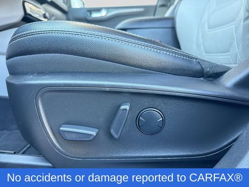 Certified 2023 Ford Escape SE w/ PHEV Premium Package image 3