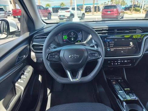 Certified 2023 Chevrolet Bolt EUV LT FWD image 10