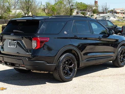 Used 2022 Ford Explorer Timberline image 6