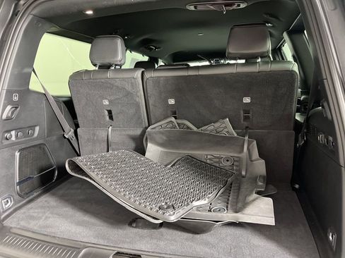 Used 2023 Jeep Wagoneer 4WD w/ Convenience Group I image 10