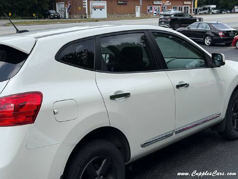 Used 2013 Nissan Rogue S w/ Special Edition Pkg AWD/4WD image 31