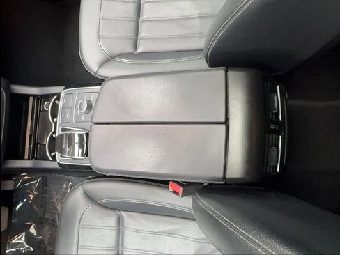 Used 2018 Mercedes-Benz GLE 350 4MATIC image 37