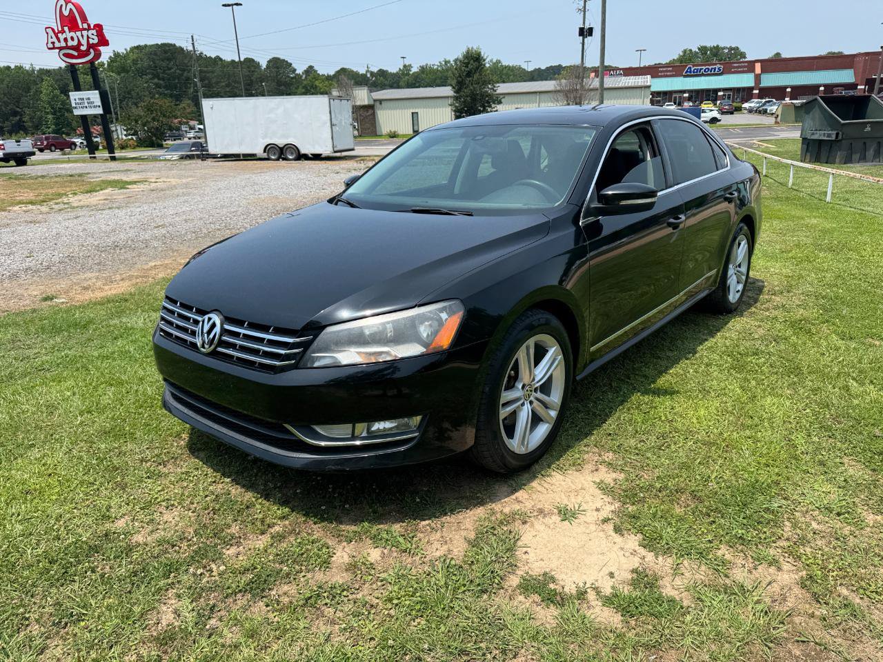 Used 2013 Volkswagen Passat TDI SE FWD image 5