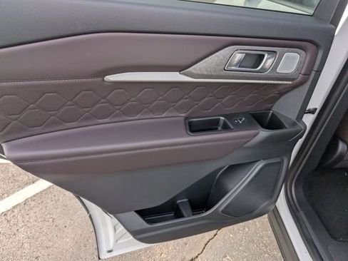 New 2026 Ford Explorer Platinum w/ LUX Leather Package image 10