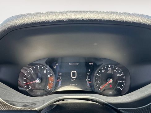 Used 2025 Jeep Compass Trailhawk AWD/4WD image 37