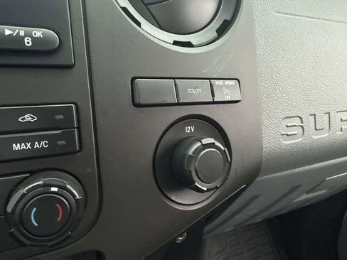 Used 2016 Ford F550 2WD Regular Cab Super Duty image 30