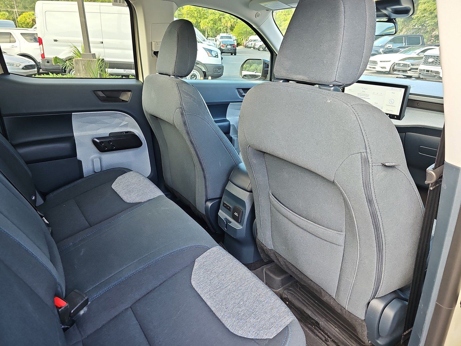 Used 2025 Ford Maverick XLT w/ XLT Luxury Package FWD image 11