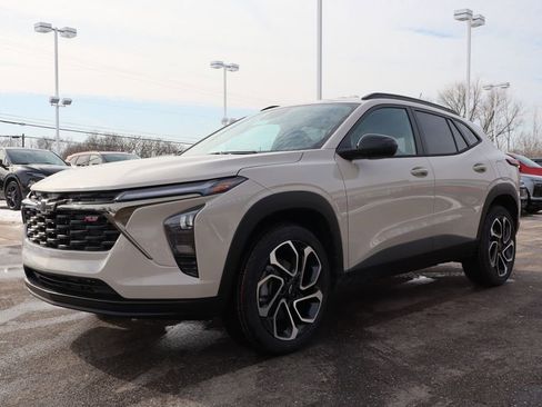 New 2026 Chevrolet Trax RS w/ Driver Confidence Package image 6