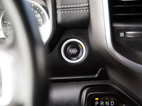 Used 2023 RAM 1500 Laramie AWD/4WD image 15