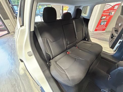 Used 2017 Jeep Compass Sport FWD image 5
