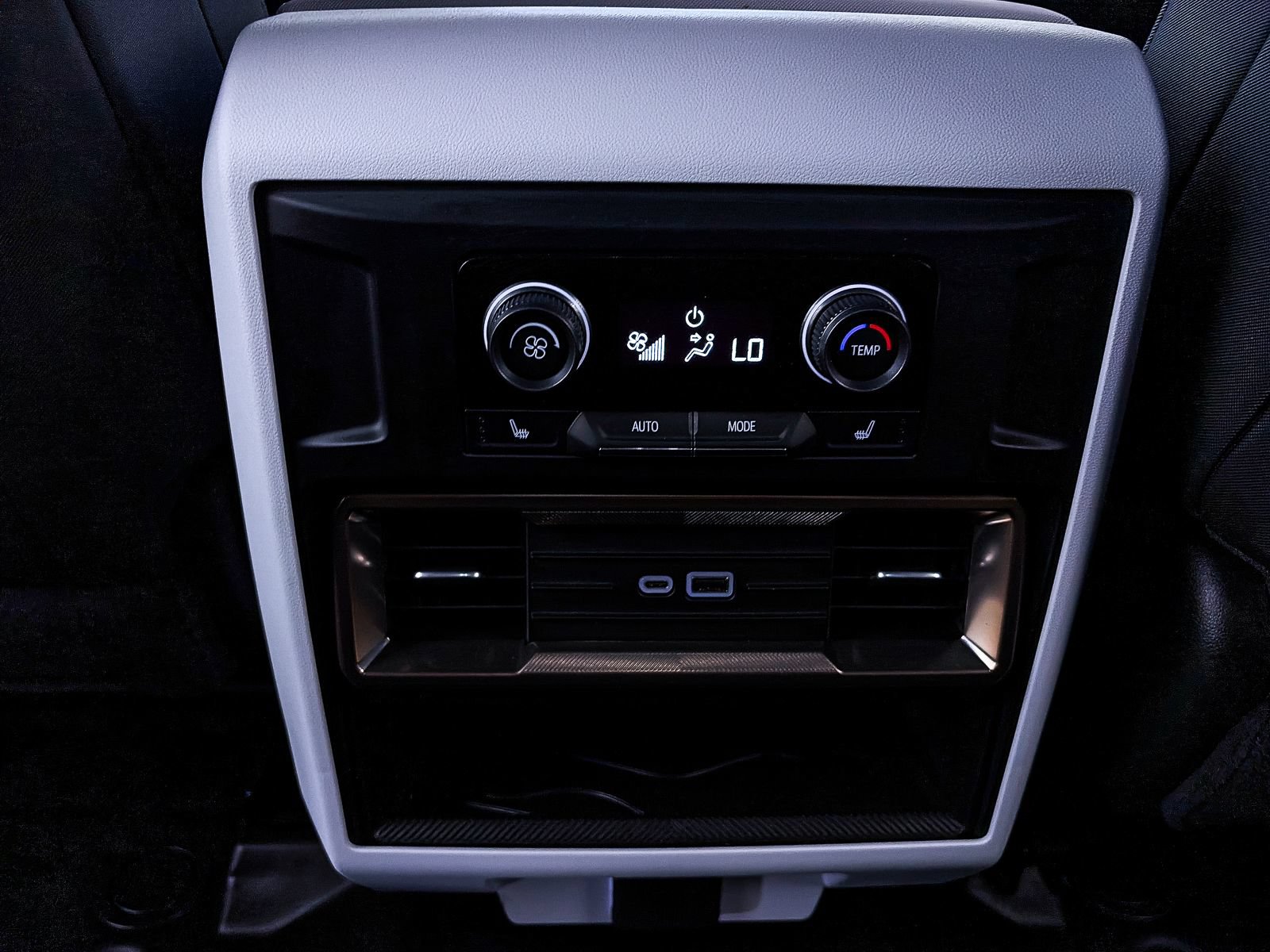 Used 2025 GMC Hummer EV 3X AWD/4WD image 39