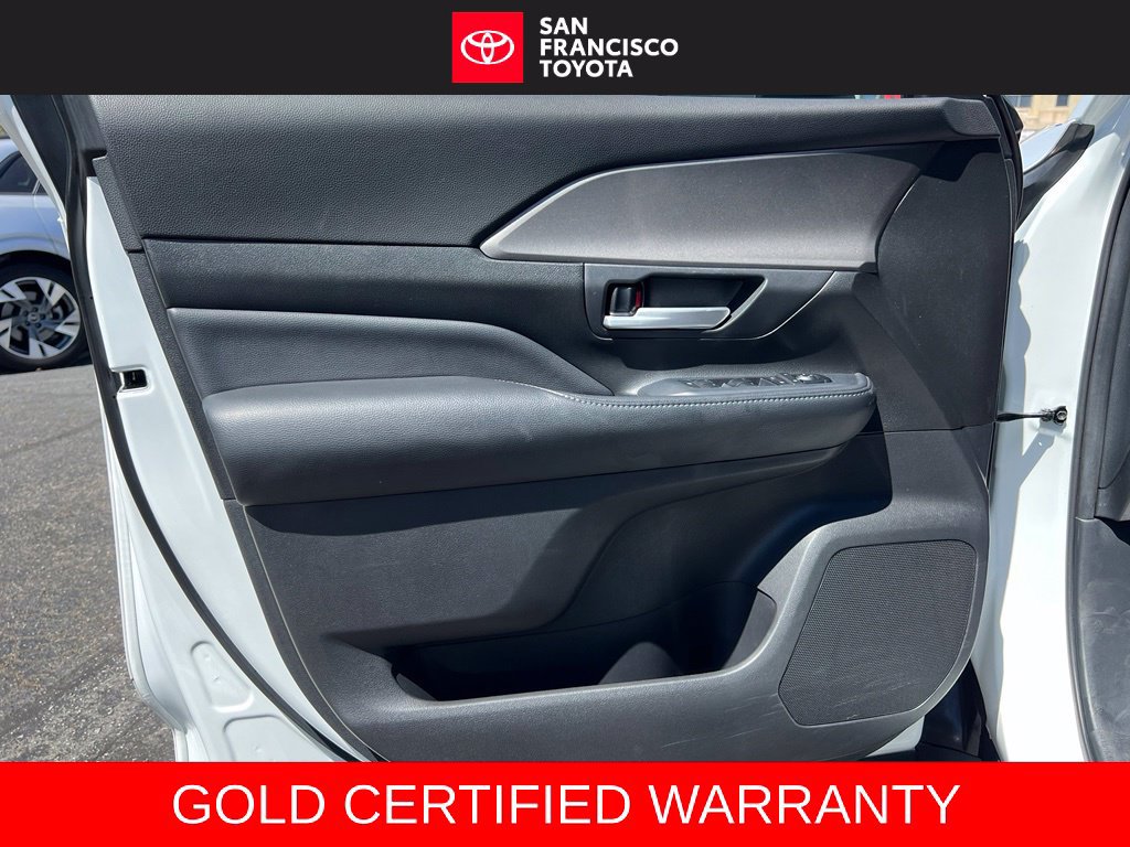 Certified 2024 Toyota Grand Highlander FWD image 38