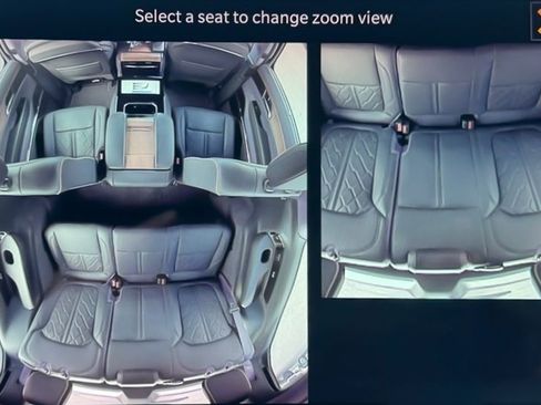 Used 2022 Jeep Grand Wagoneer Series III image 22