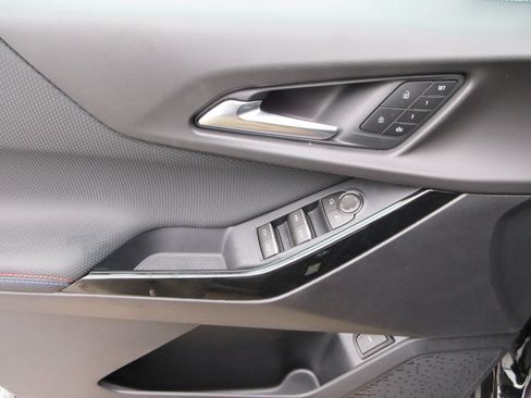 New 2026 Chevrolet Equinox RS w/ Convenience Package III FWD image 23