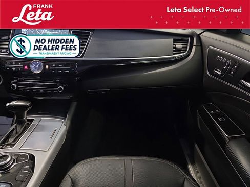 Used 2017 Kia K900 Premium RWD image 19
