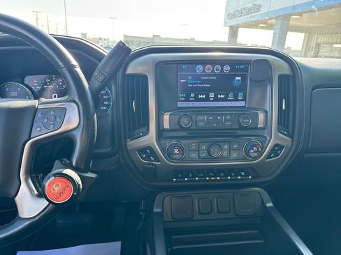 Used 2017 GMC Sierra 2500 Denali image 22