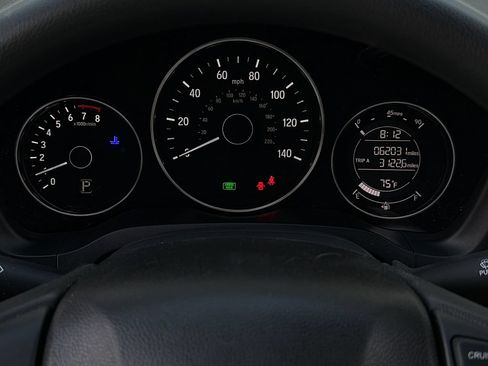 Used 2016 Honda HR-V LX image 14