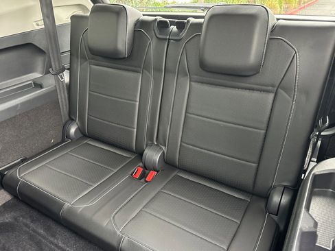 Used 2021 Volkswagen Tiguan S image 15