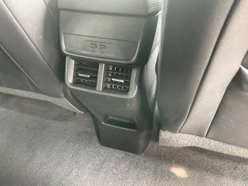 Used 2025 Chevrolet Equinox LT w/ Convenience Package II AWD/4WD image 12