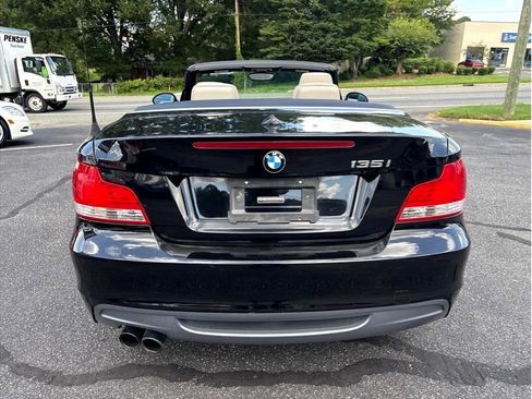 Used 2008 BMW 135i Convertible image 5