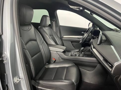 Used 2024 Cadillac XT4 Premium Luxury AWD/4WD image 28