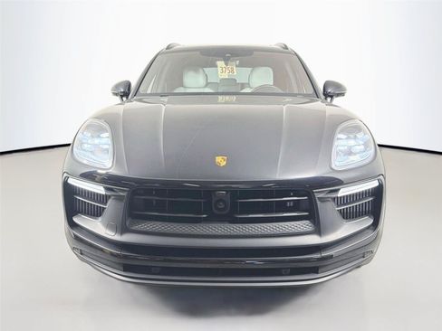 Certified 2026 Porsche Macan GTS AWD/4WD image 10
