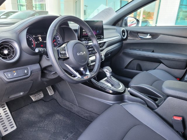 Certified 2023 Kia Forte GT-Line FWD image 12